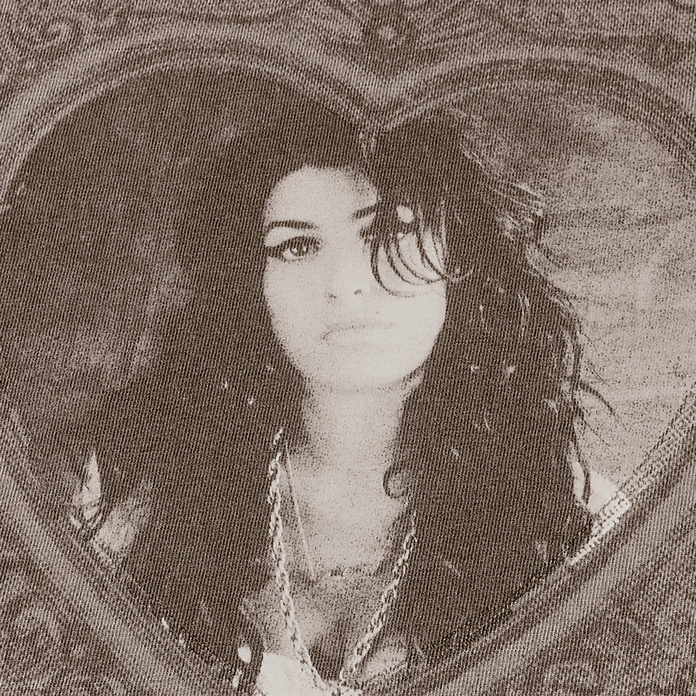 Heart Frame Tee - Image 3